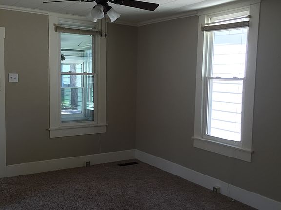 2nd image of 1112 Busseron St