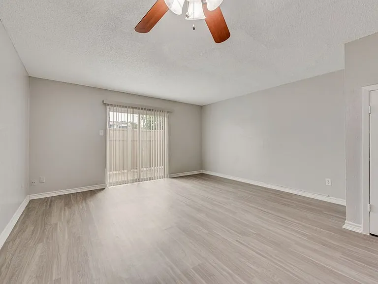 6636 Reeves St — Photo 14
