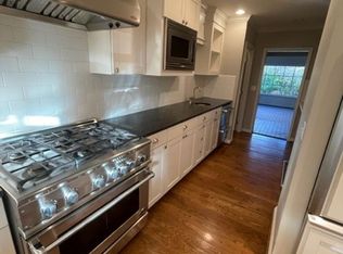 2830 SW Vista Dr, Portland, OR 97225