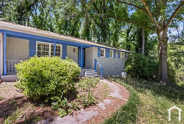 4 bed, 1500 sqft, $2,185 — Photo 3
