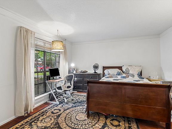 5th image of 96 Eagle Rock Cir