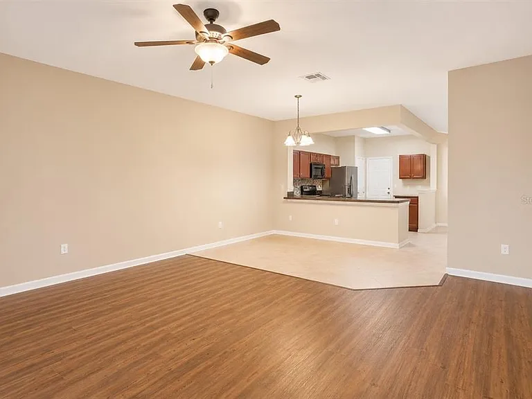 2561 Galliano Cir — Photo 13