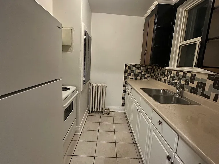 2597 Eglinton Ave W #200 — Photo 8