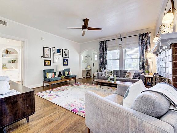 2nd image of 6013 Richmond Ave