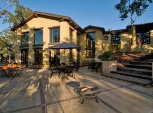 11000 Loch Haven Dr, Santa Rosa, CA 95404