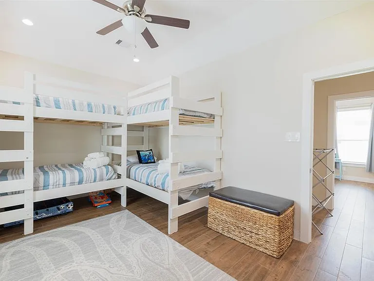 4129 Fort Bend Dr — Photo 15