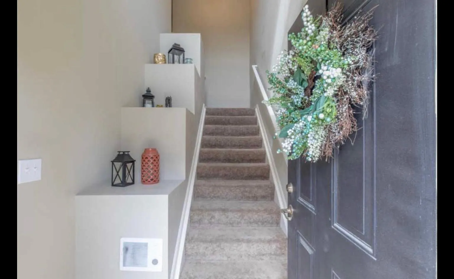 1425 Carylake Cir — Photo 1