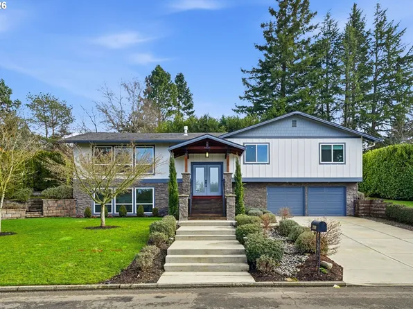 9213 NW 27th Ave, Vancouver, WA 98665