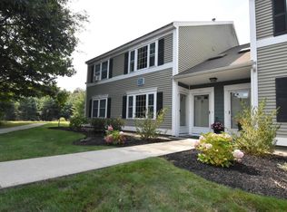 512 Springbrook Cir, Portsmouth, NH 03801