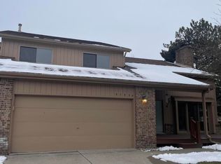 37534 N Laurel Park Dr, Livonia, MI