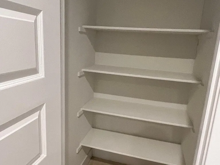 Closet 1