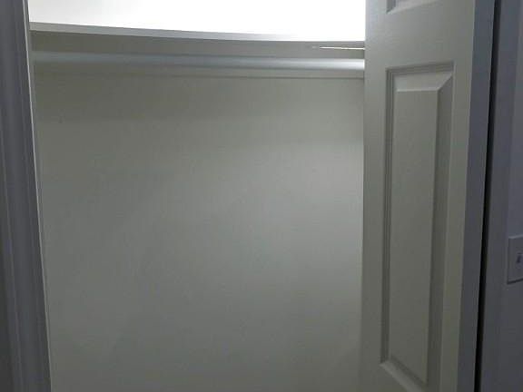 2nd image of 730 W Cornelia Ave APT 105