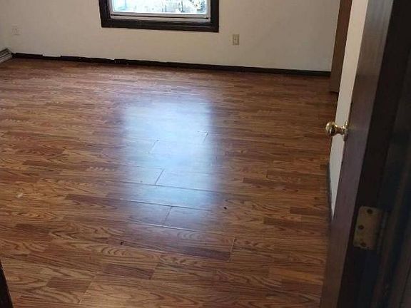 4th image of 548 Spinnaker Ln #548