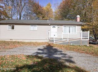 7658 Rainbow Dr, Tobyhanna, PA