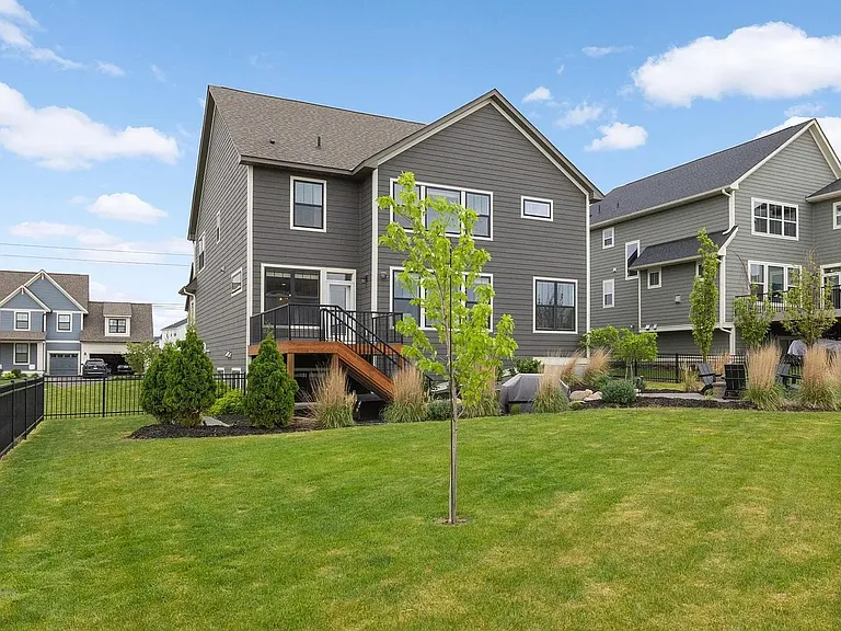 9769 Iron Horse Rd — Photo 41