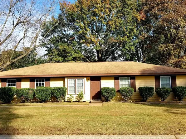 105 Grove Ln, Warner Robins, GA 31088