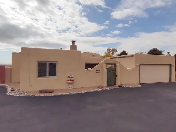 675 Windsong Ln, Corrales, NM 87048