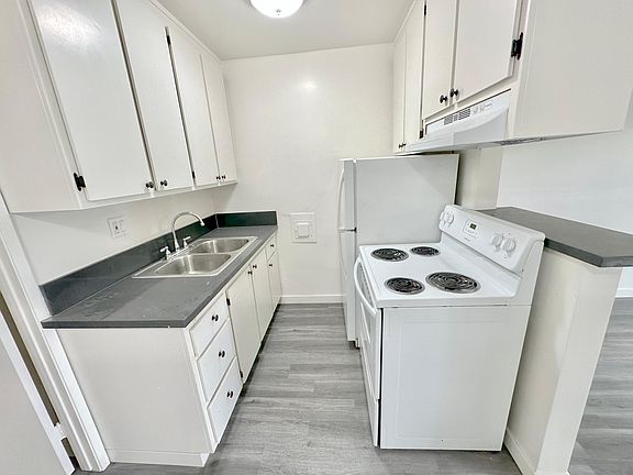 4th image of 715 Machado Dr #1