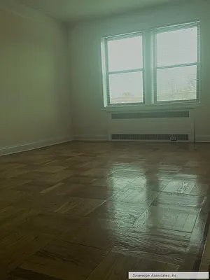 Rented by Sovereign Associates | media 7