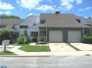 8 Dover Dr, Lindenwold, NJ 08021