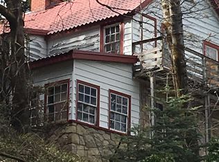 1106 Park Pl, Rimforest, CA 92378