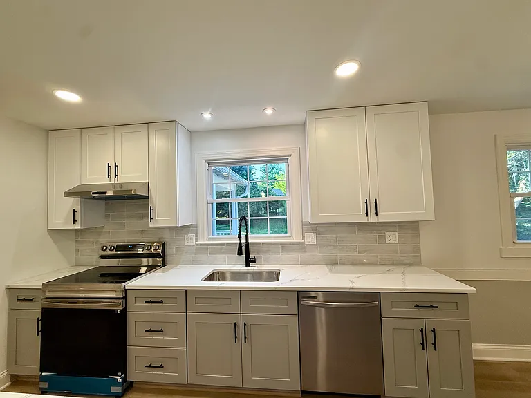 9398 Paulskirk Dr — Photo 6