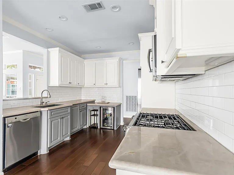 2330 Summit Way Ct — Photo 14