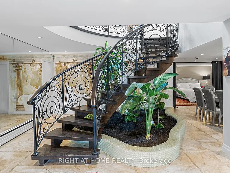 40 Heathview Ave — Photo 41