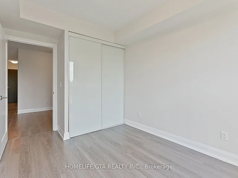18 Graydon Hall Dr #904 — Photo 19