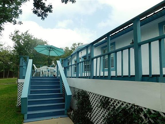 3rd image of 219 Scarlet Oaks Dr