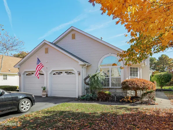 132 Skyline Drive, Lakewood, NJ 08701