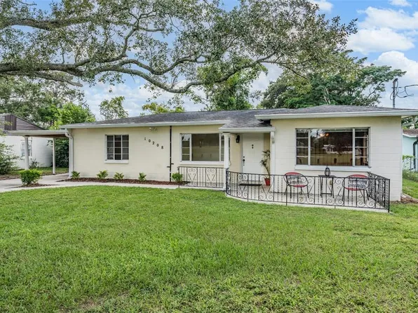 10208 N Oakleaf Ave, Tampa, FL 33612