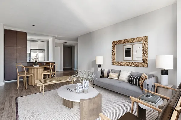 10 E 29th Street #36B