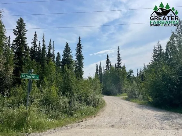 Nhn Secluded Dr, North Pole, AK 99705