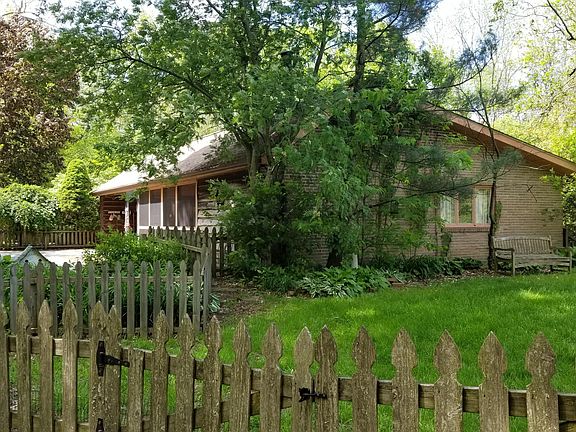 5th image of 1705 Dry Creek Rd NW