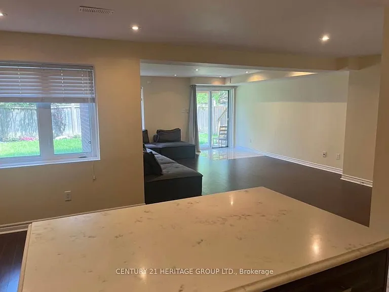 24 Rossini Dr #BASEMENT — Photo 5