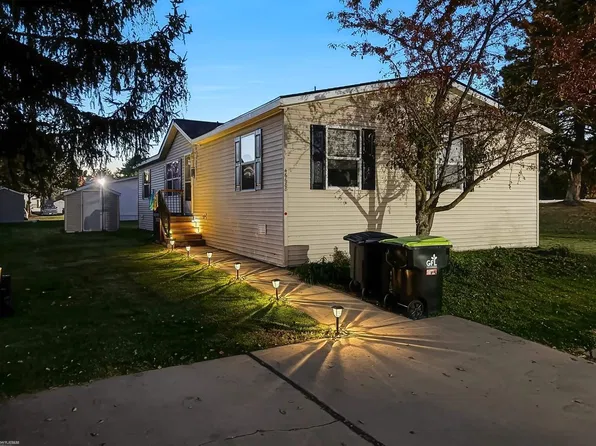46688 Lemans Ct, Macomb, MI 48044