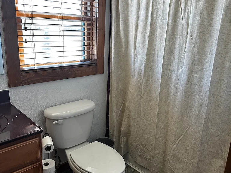 430 Fuller Dr — Photo 17
