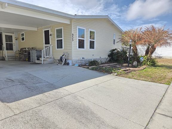 2nd image of 935 Ridge Dr #138