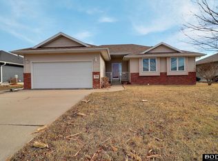 3316 N Armour Dr, Fremont, NE 68025