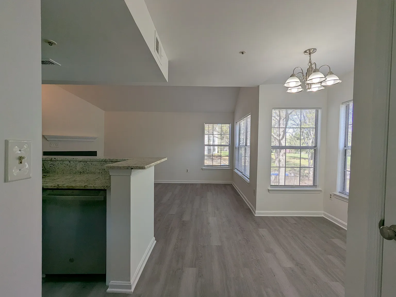 15764 Easthaven Court — Photo 3