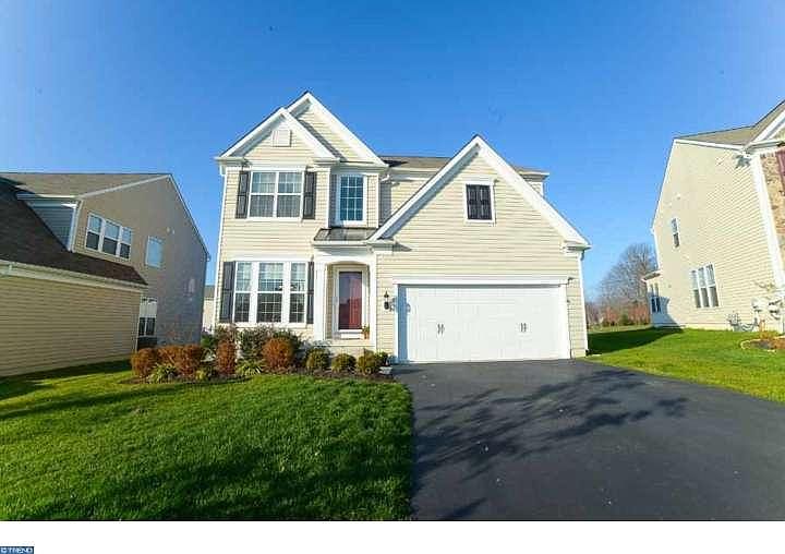 1st image of 676 Empire Dr
