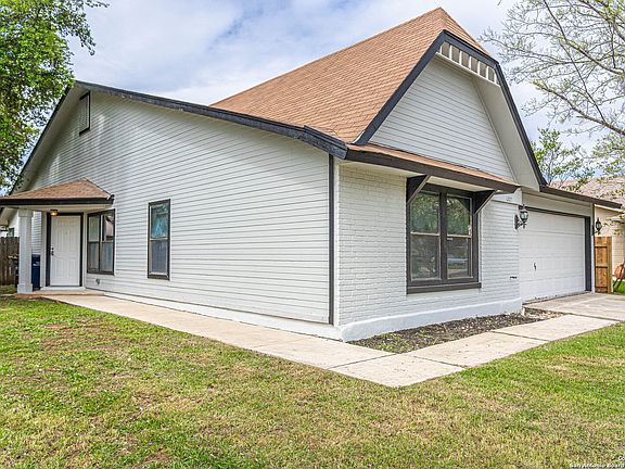 3rd image of 1207 WESTON