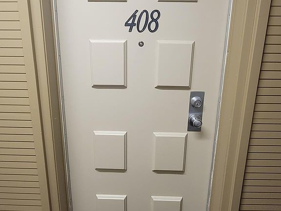 4th image of 4730 Noyes St APT 408