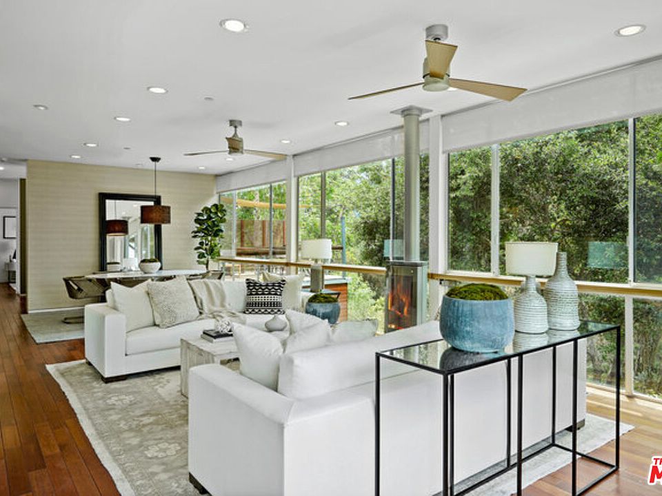 1st image of 3627 Buena Park Dr