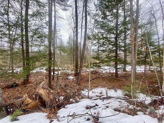 5th image of 1186 Middle Road
