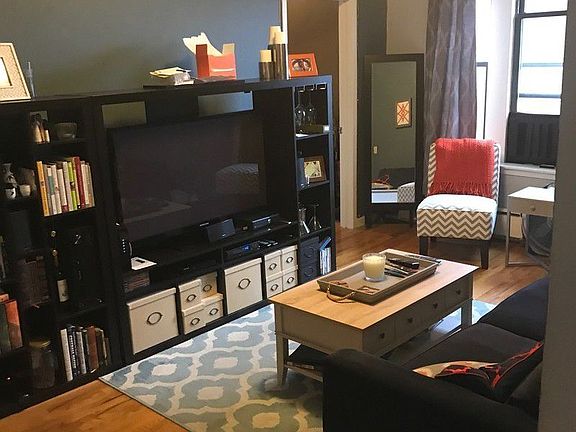 2nd image of 3034 30th St #5