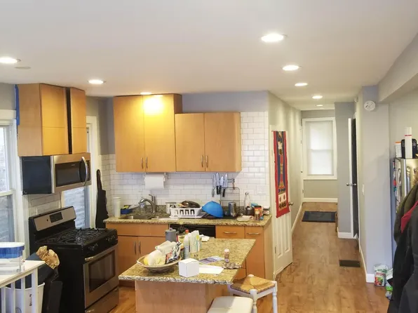 2105 W 18th Pl #1FB, Chicago, IL 60608