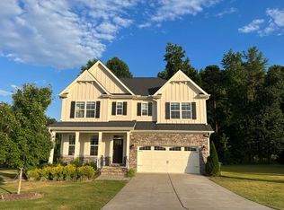 3904 Simone Ln, Fuquay Varina, NC 27526