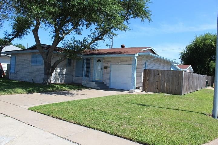 2nd image of 7217 Sycamore Dr